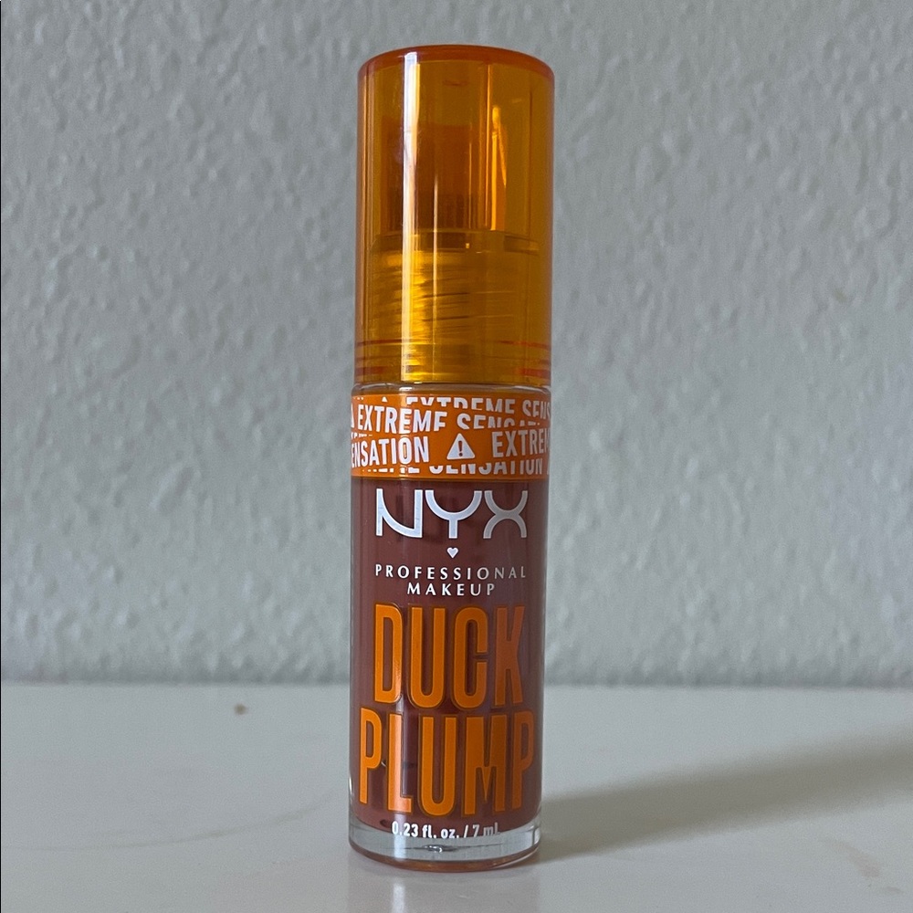 $4🌺 NYX Duck Plump High Pigment Lip Plumping Gloss